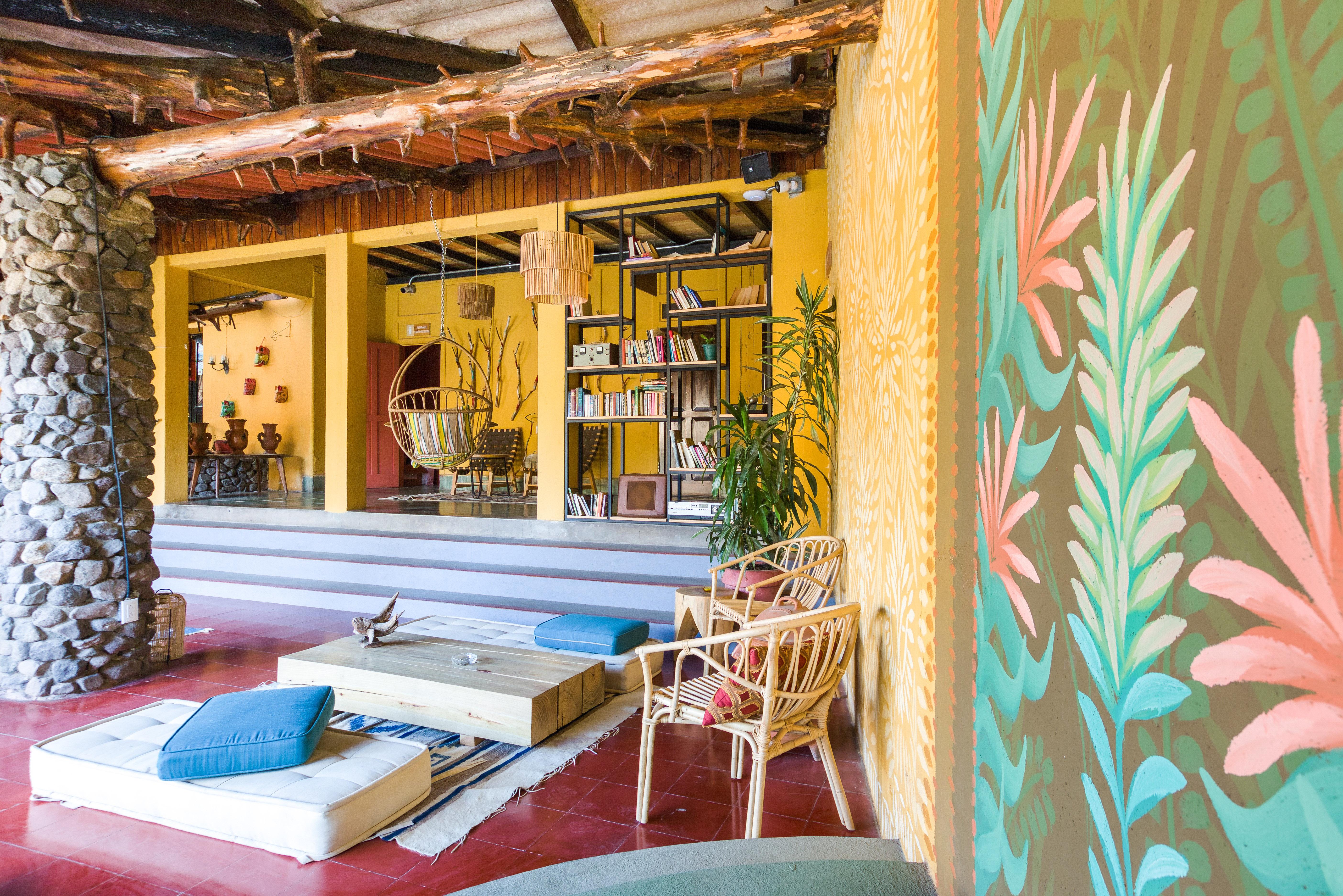 Socialtel Atitlan Hotel Panajachel Exterior photo