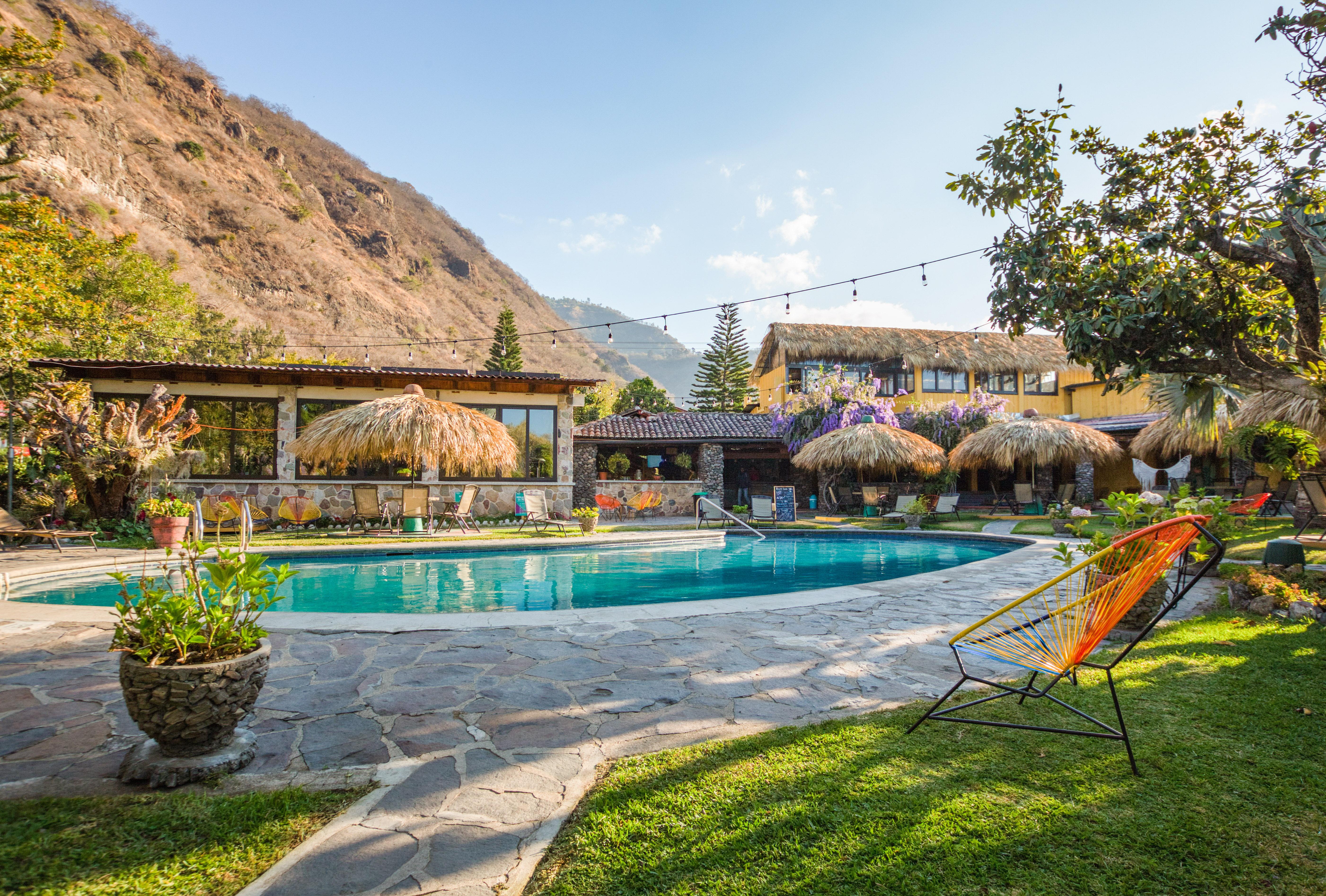 Socialtel Atitlan Hotel Panajachel Exterior photo