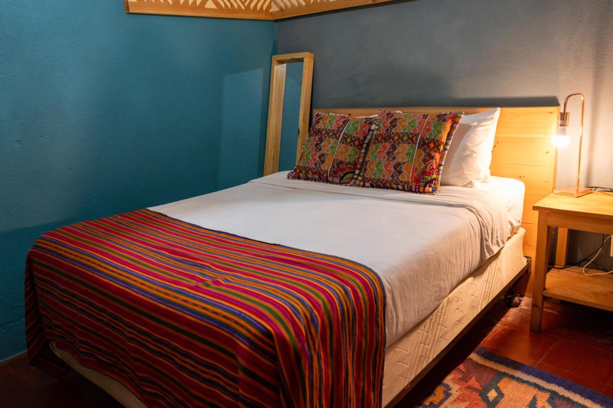 Socialtel Atitlan Hotel Panajachel Exterior photo