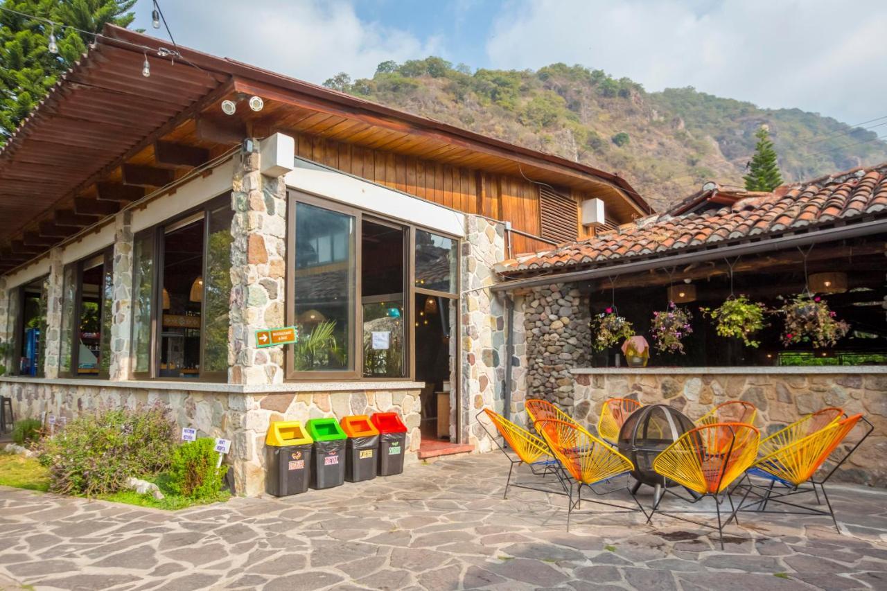 Socialtel Atitlan Hotel Panajachel Exterior photo